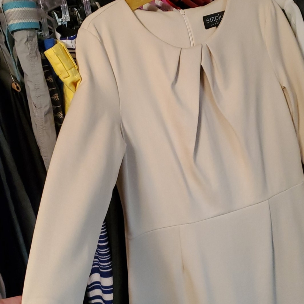 Emploi cream colored midi dress - Picture 4 of 4